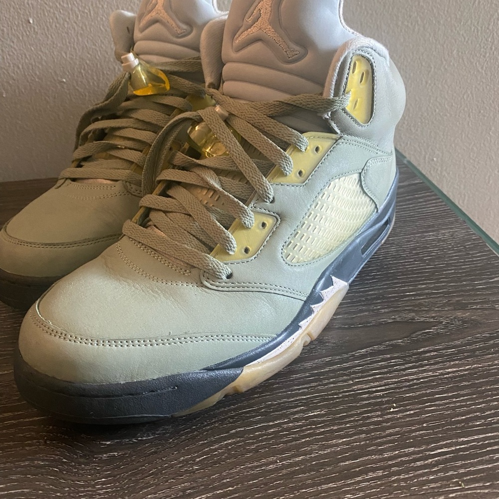 Jordan 5 jade